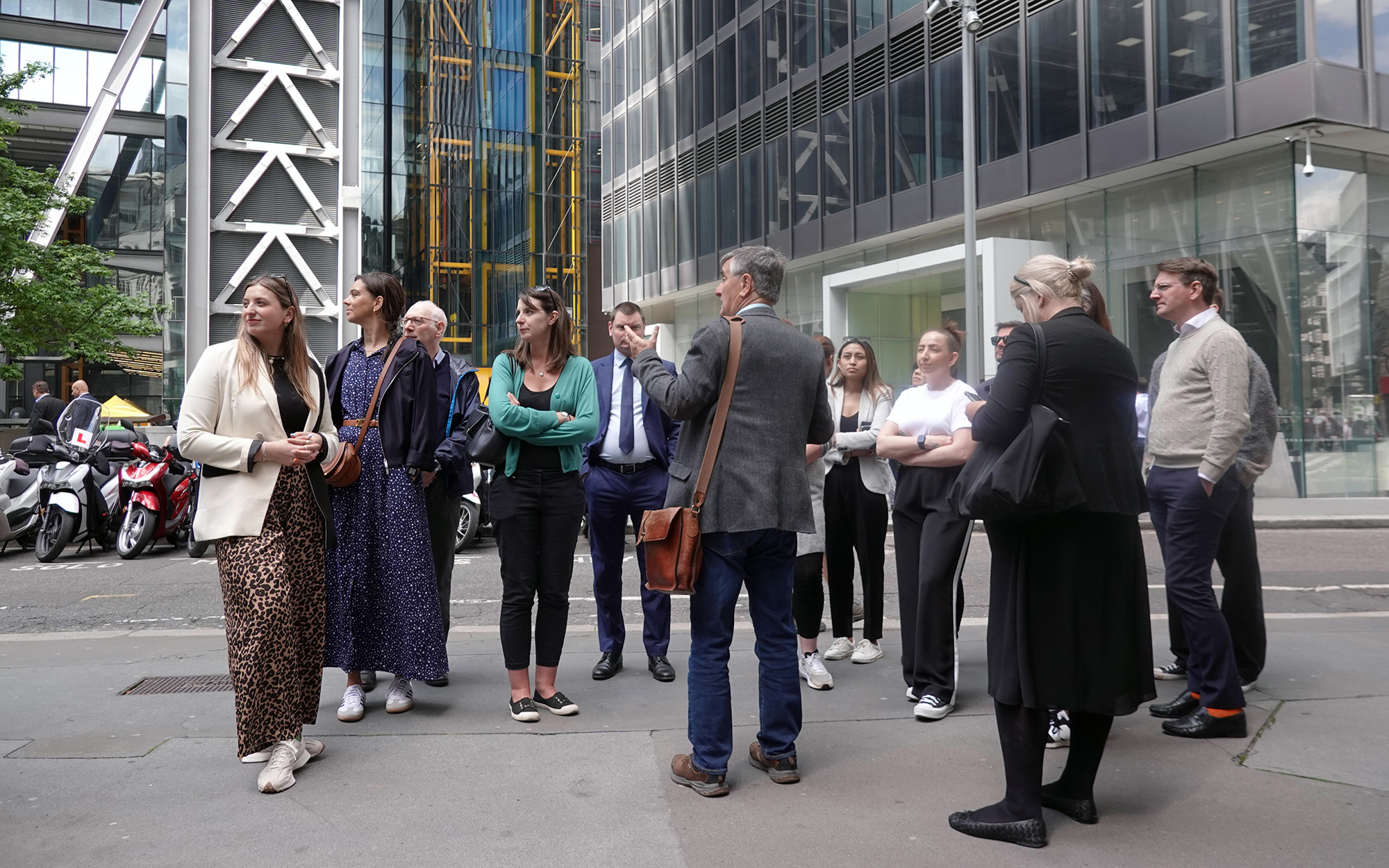 Employee Wellbeing London Walking Tours