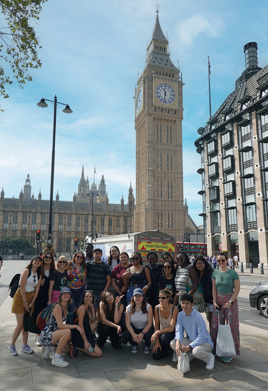 Westminster and Whitehall – Four Palaces and a Cathedral Walking Tour